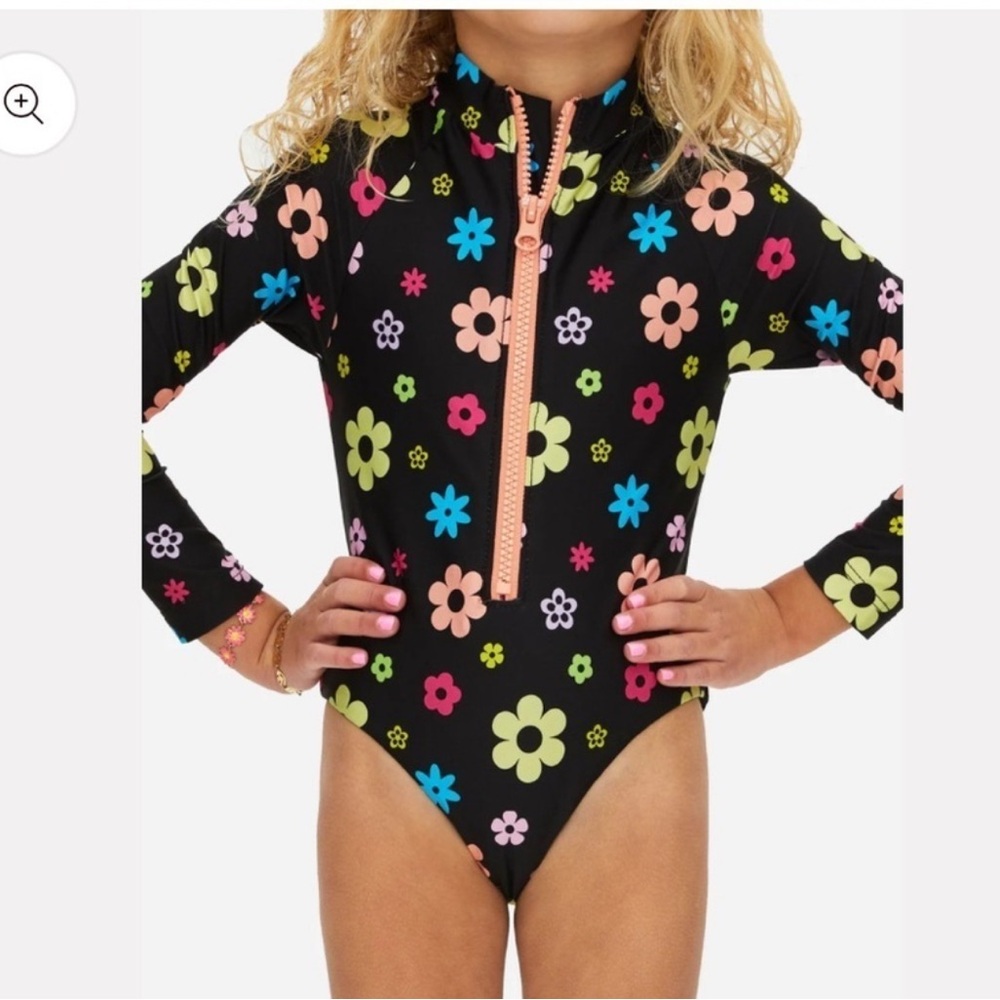 BEACH RIOT Girls' Charlie Rashguard, 11/12